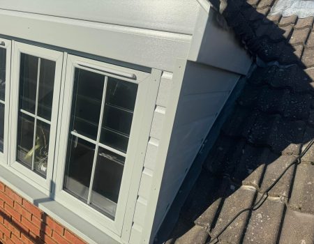 280ee3f7-1ddb-4efa-b36d-ffc17fedd803